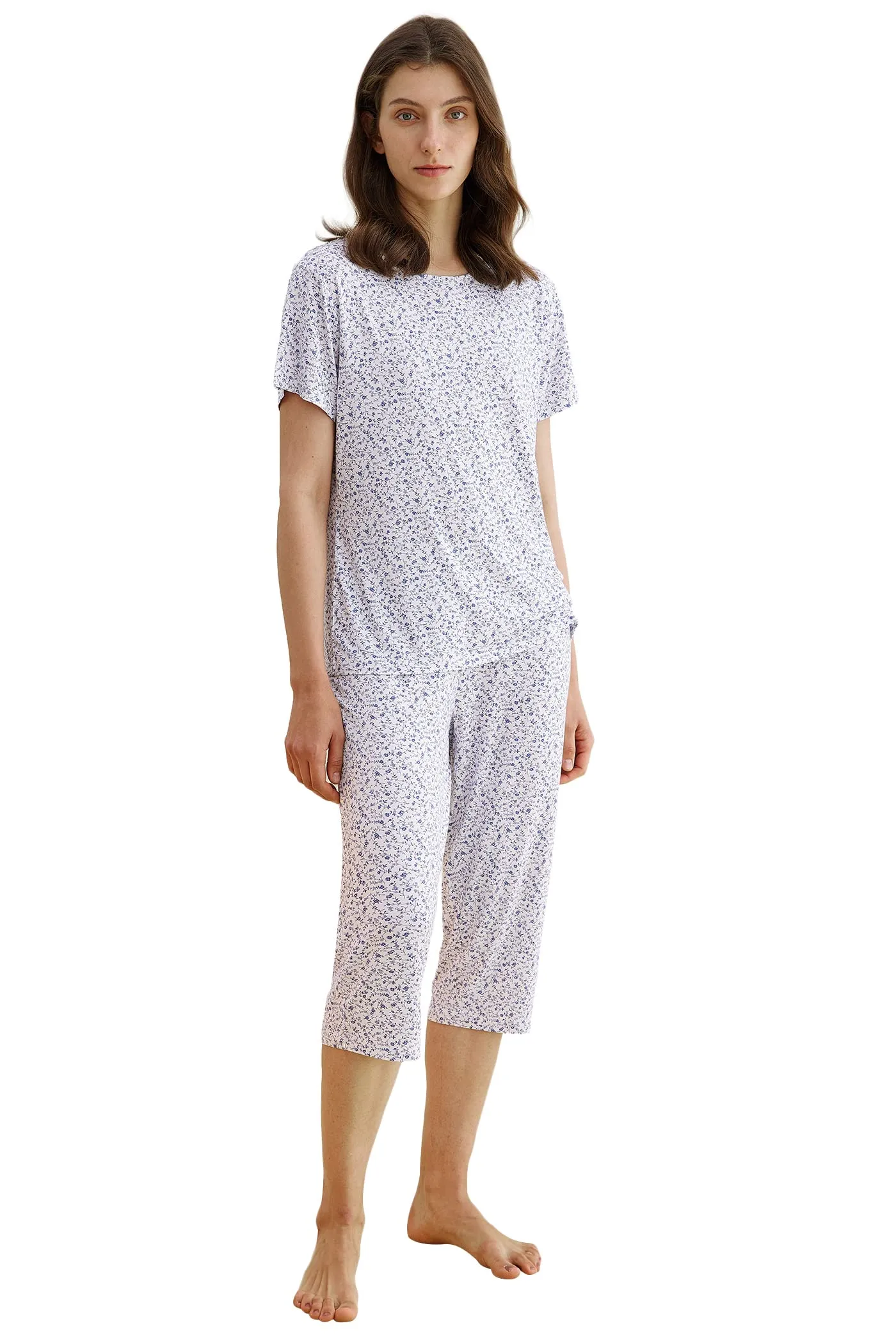 Latuza Women's Floral Short Sleeve Top with Capris Pajama Set