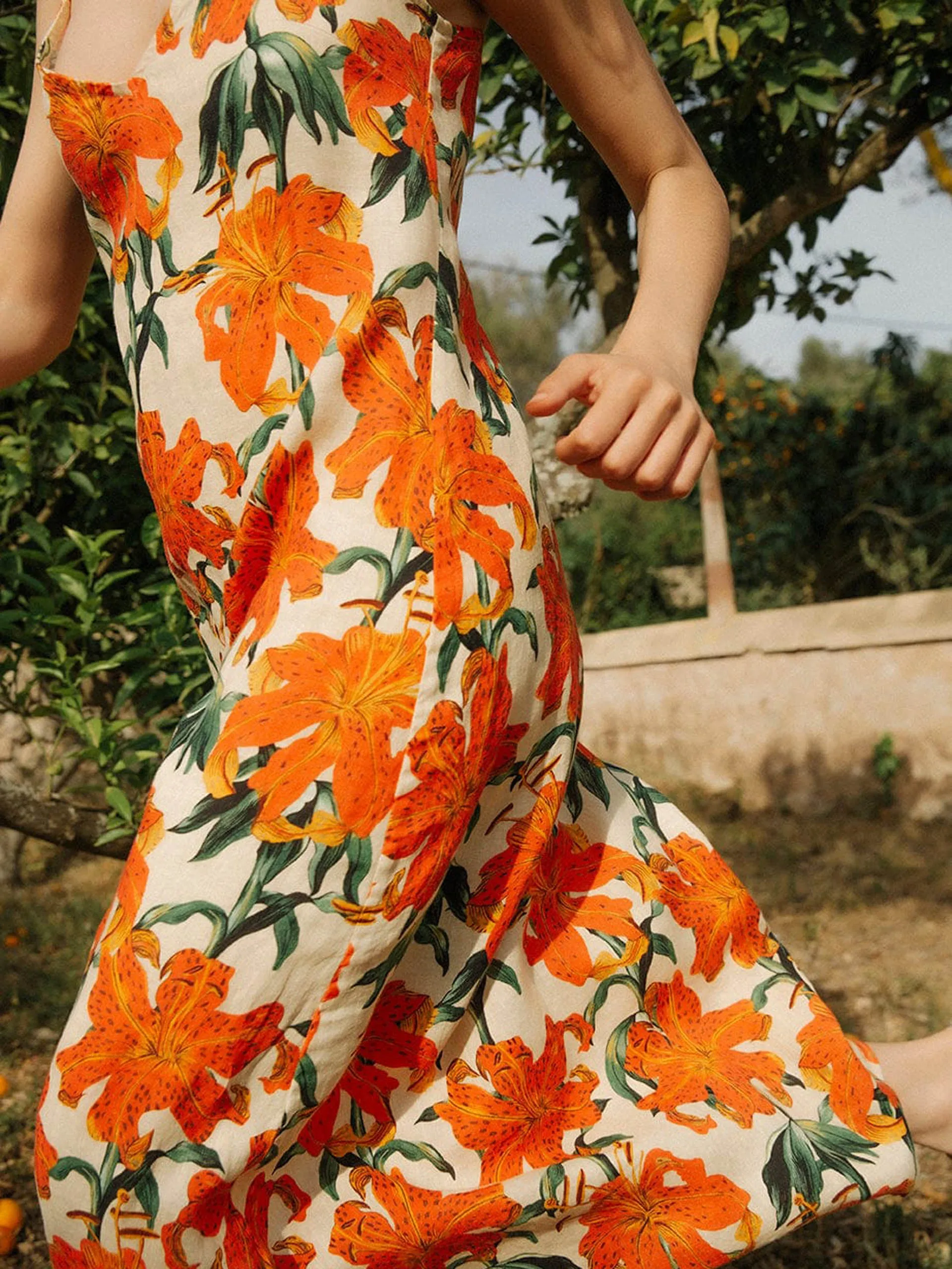Linen A-line nightdress in Lilium Orange Cream