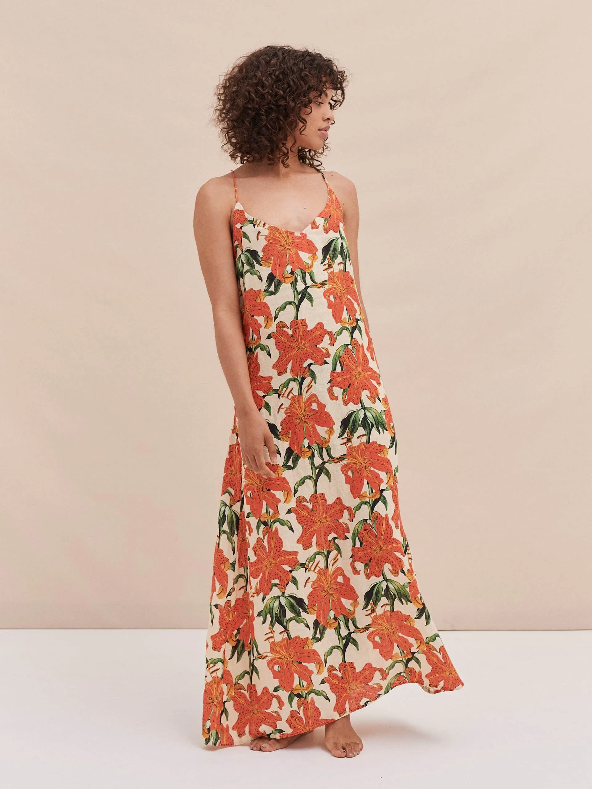 Linen A-line nightdress in Lilium Orange Cream
