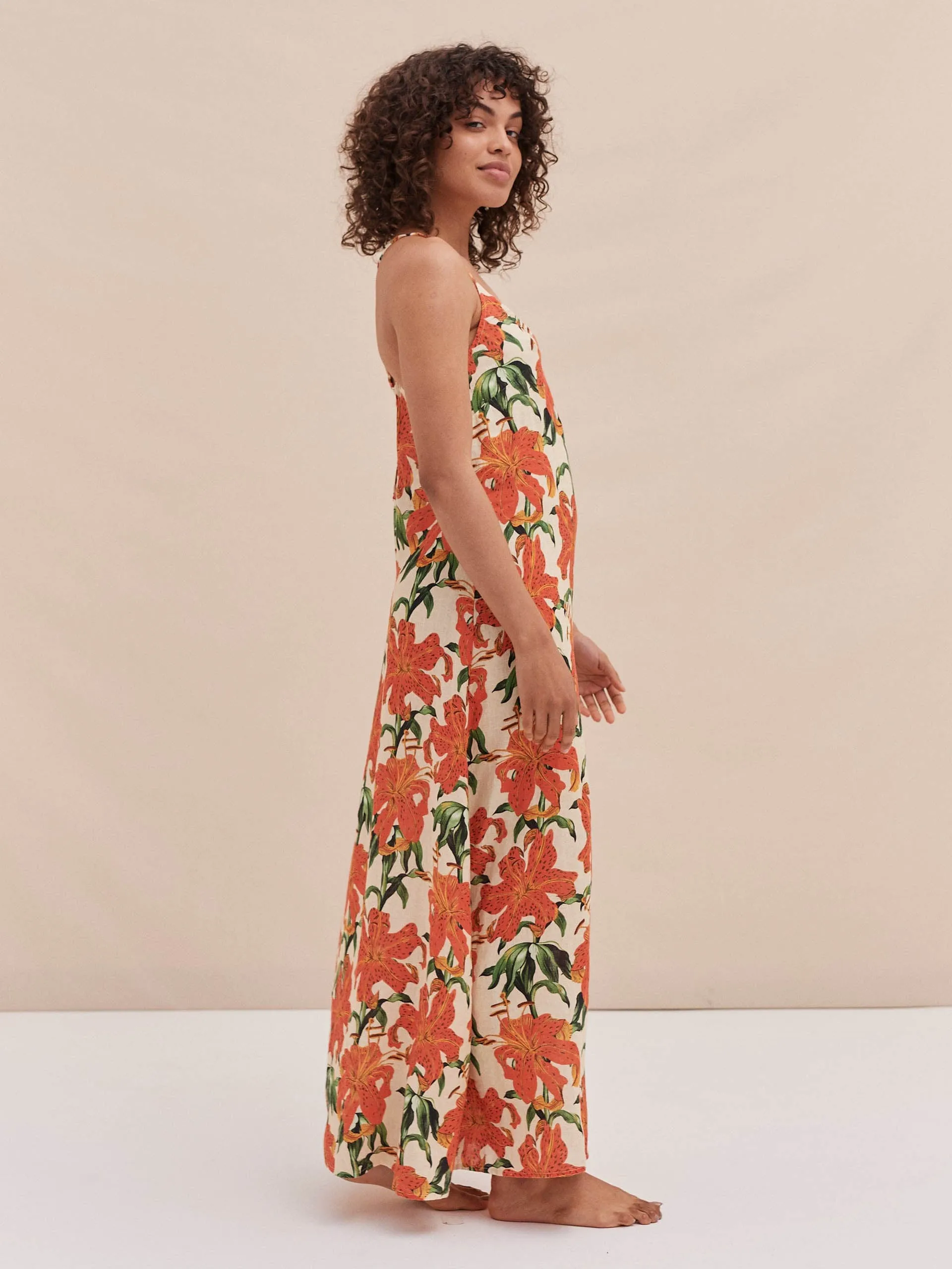 Linen A-line nightdress in Lilium Orange Cream