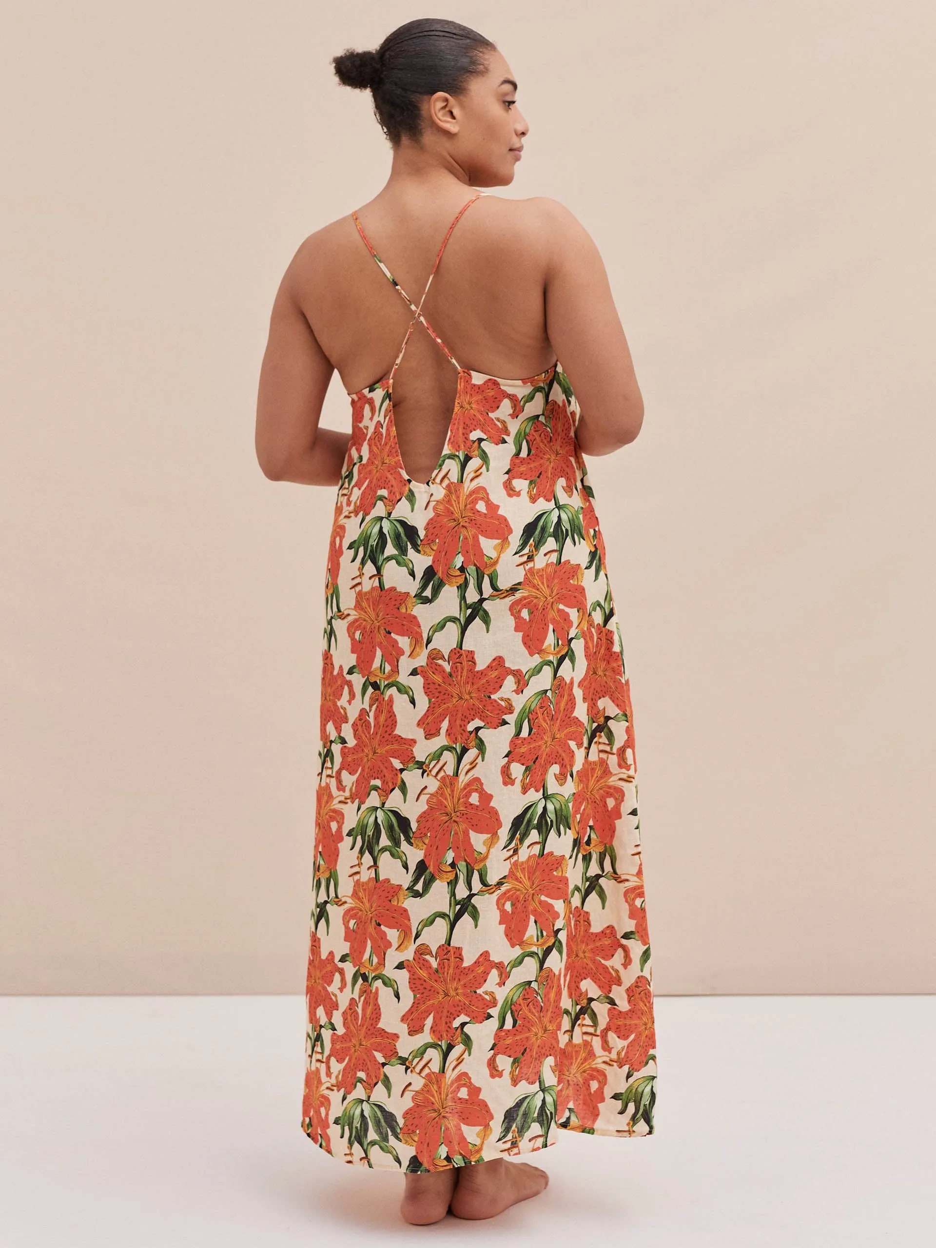 Linen A-line nightdress in Lilium Orange Cream